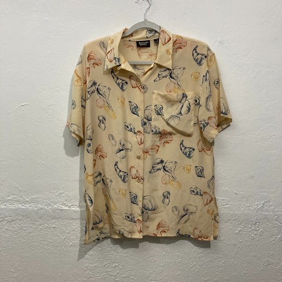 VTG Richard & Jones Button up Shirt 100% Silk Short Sleeve Seashells Yellow M - Picture 1 of 11
